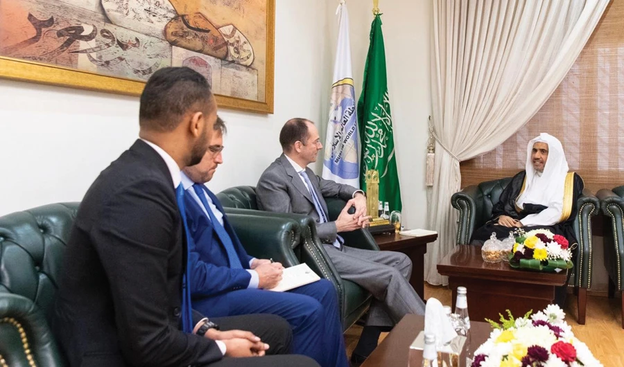 MWL Secretary-General Dr. Mohammed bin Abdul Karim Al-Issa meets Austrian Ambassador Georg Postinger in Riyadh. (SPA)