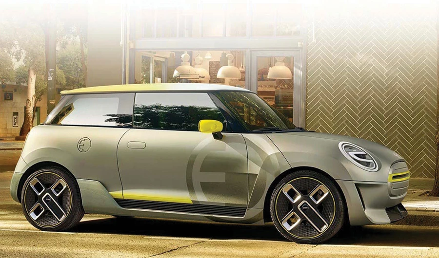 What We’re Driving: Mini Cooper SE 2020