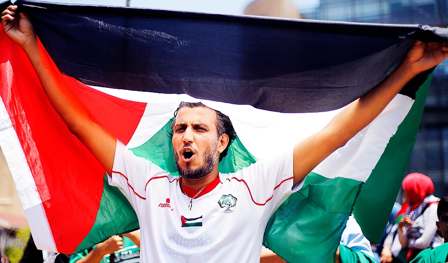 Palestinian refugees reject US Mideast policy as Beirut skips meeting