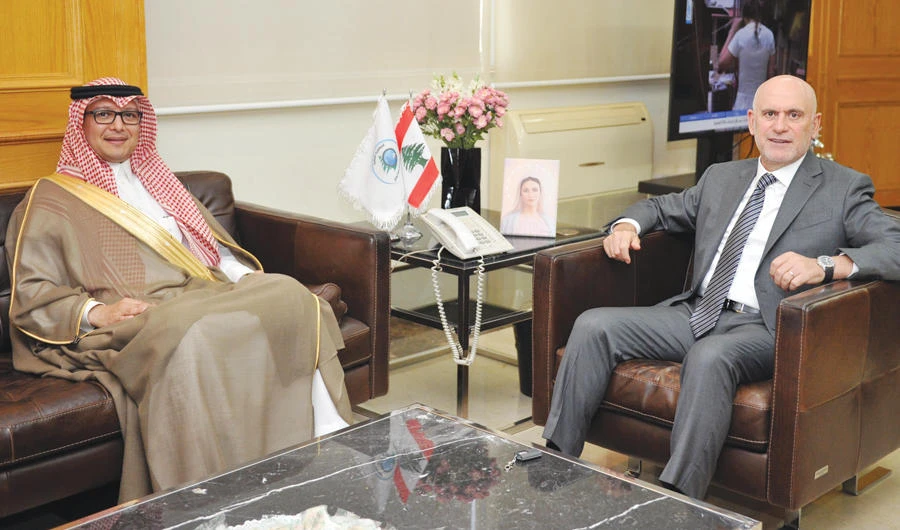 Saudi Ambassador Walid bin Abdullah Bukhari meets Lebanese Minister of Public Works and Transportation Youssef Fenianos in Beirut on Tuesday. (SPA)
