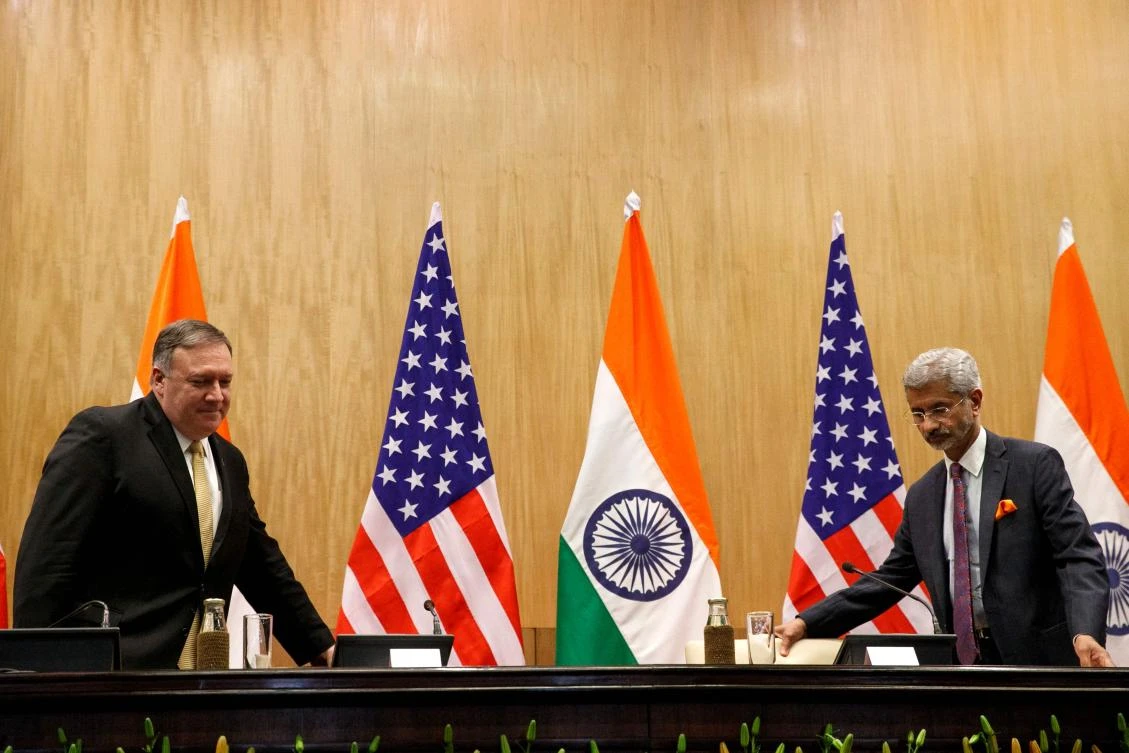 US Secretary of State Mike Pompeo, left, and Indian Foreign Minister S. Jaishankar take part in a press conference in New Delhi on Wednesday, June 26, 2019. (AFP)