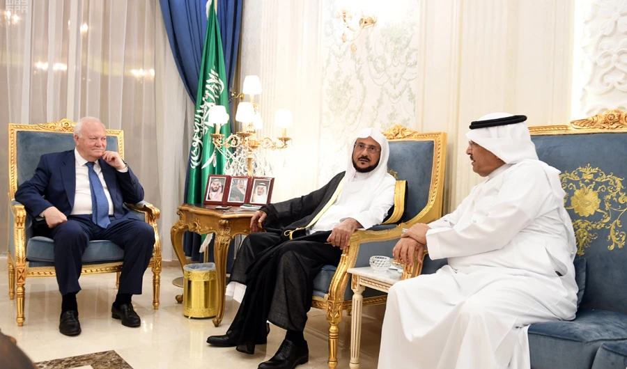 Sheikh Abdullatif Al-Asheikh meeting UN officials. (SPA)