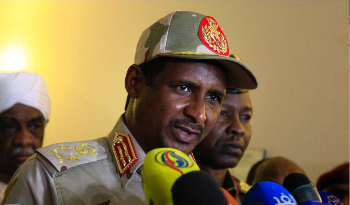 Sudan's deputy chief of the ruling military council General Mohamed Hamdan Dagalo gives a press conference in Khartoum on July 5, 2019. (AFP)