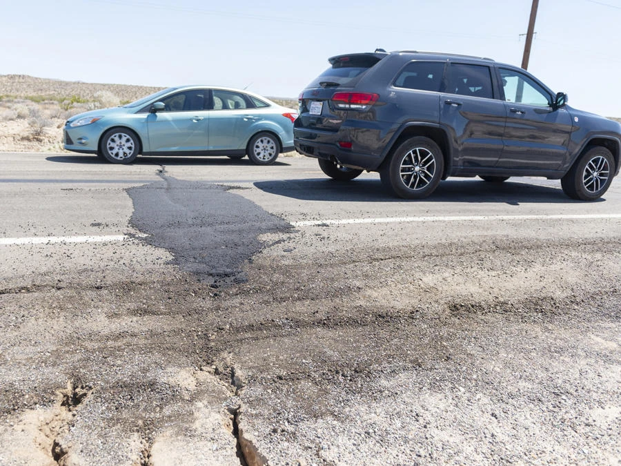 Months of aftershocks could follow big California earthquake
