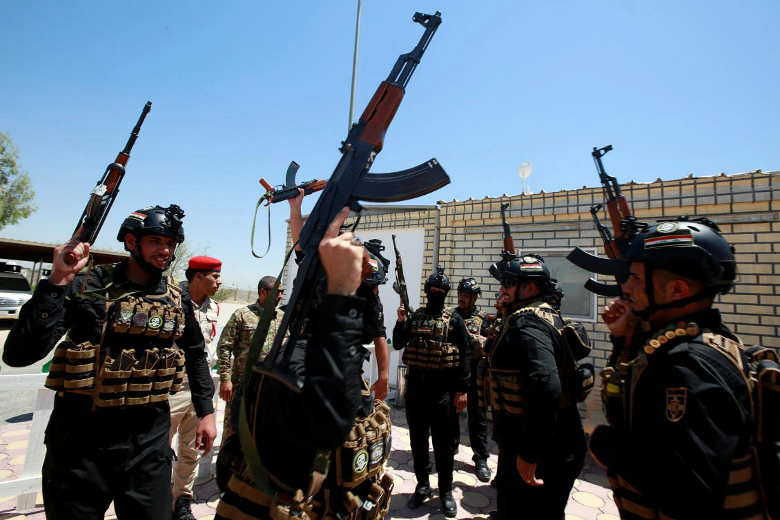 The operation against Daesh is being carried out by Iraqi troops and members of the Popular Mobilization Forces, above. (Reuters file photo)
