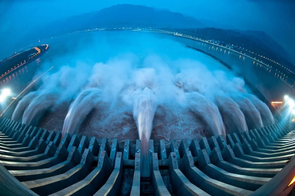 Three Gorges Dam is safe, say China officials, dismissing online rumors