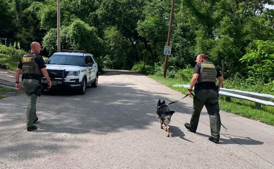 US police sniff out suspect after loud fart gives him away