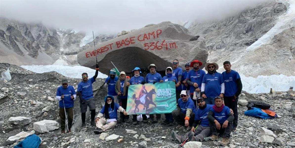 Saudi seniors reach Everest base camp