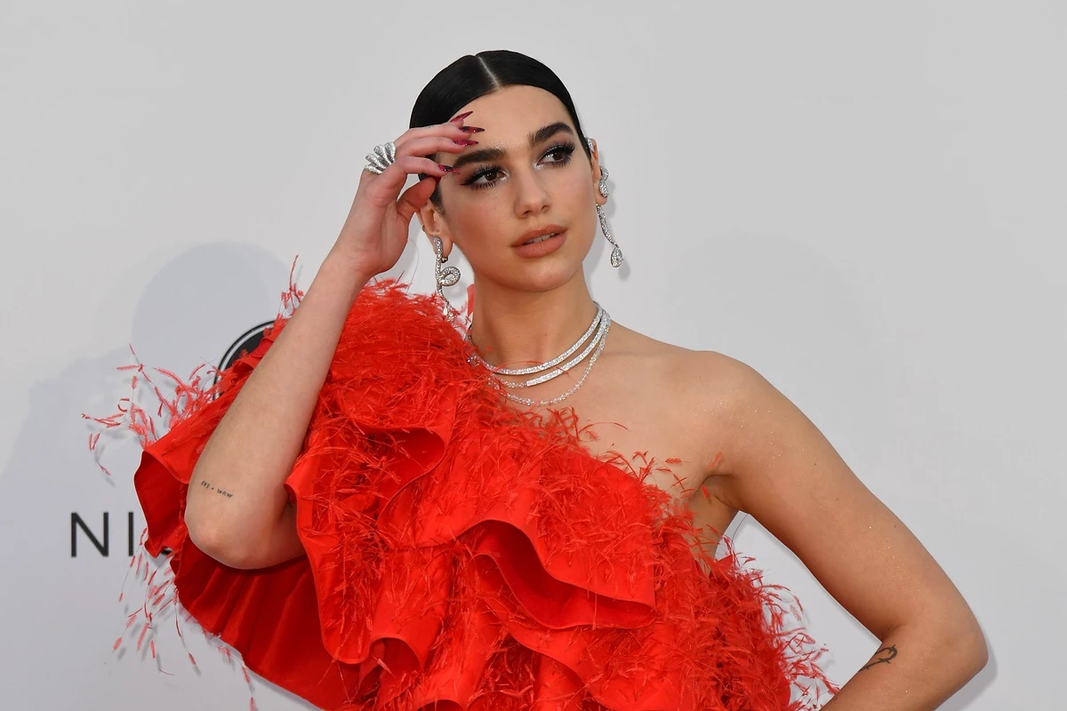 Anwar Hadid and Dua Lipa were spotted hanging out together, days after they sparked headlines for cozying up together at the British Summer Time Hyde Park music festival in London. (AFP)
