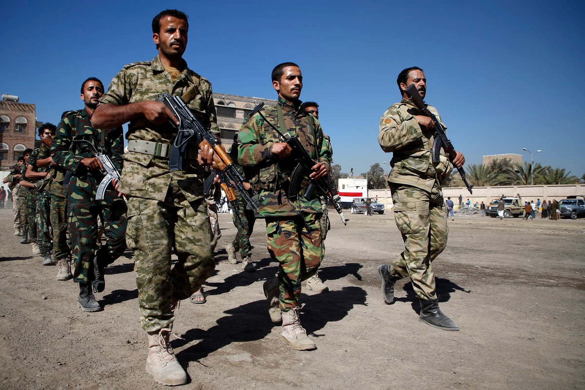 Arab coalition air raids kill 10 Houthis in Saada