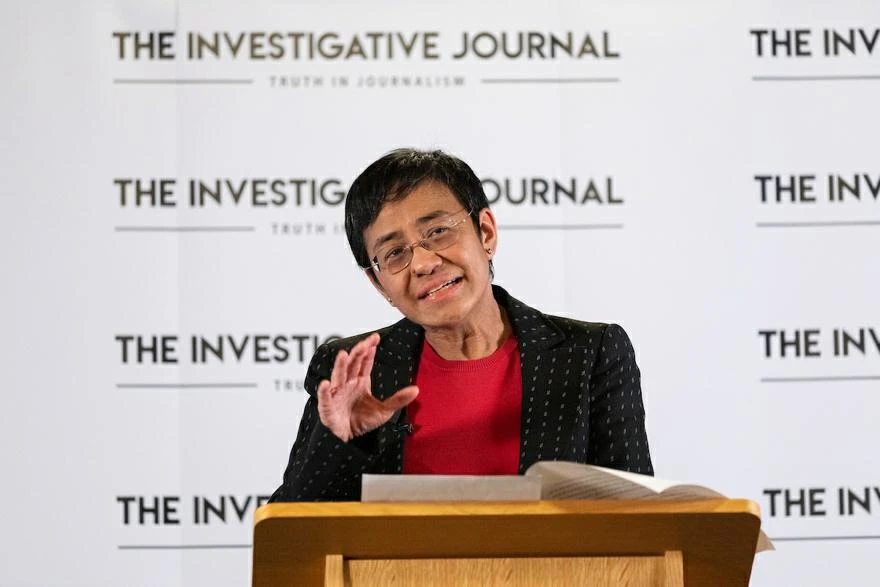 Rappler CEO Maria Ressa speaking at the launch of TIJ in London. (Supplied/The Investigative Journal)