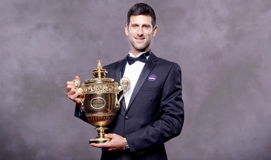 Djokovic looks like he could catch Federer, Nadal