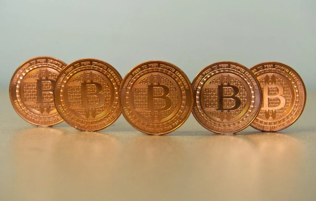 Bitcoin craze hits Iran as US sanctions squeeze weak economy