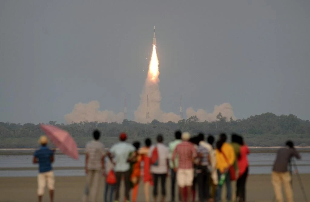 India to make new bid to launch Moon rocket on Monday