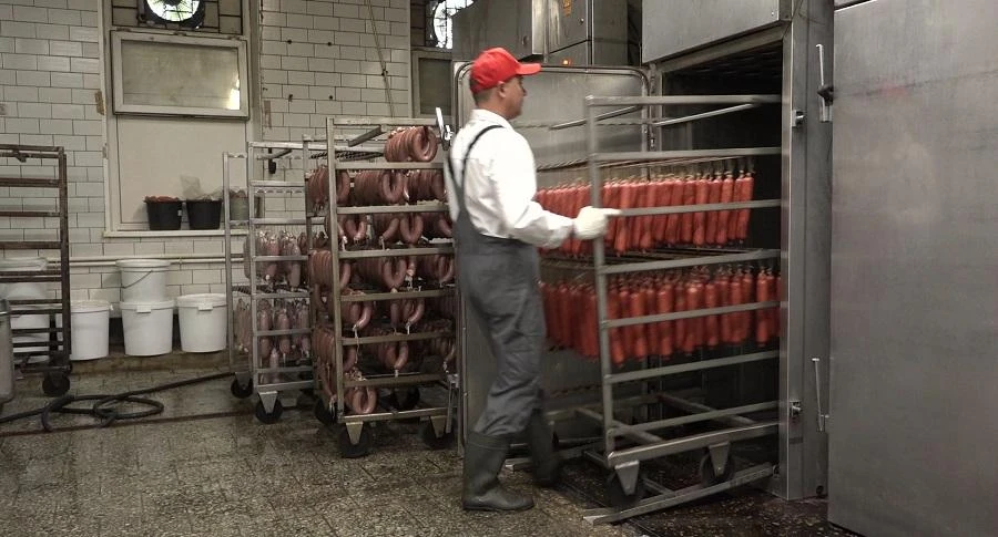 The halal economy, worth more than $2.1 trillion globally, is far from limited to meat, and in Russia it’s developing fast. (File/AP)