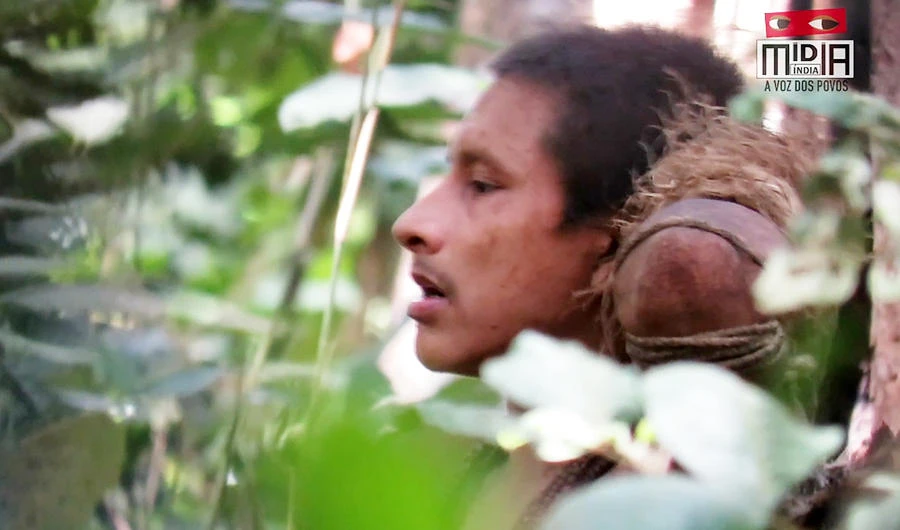 Rare footage of Brazil tribe threatened by loggers: activists