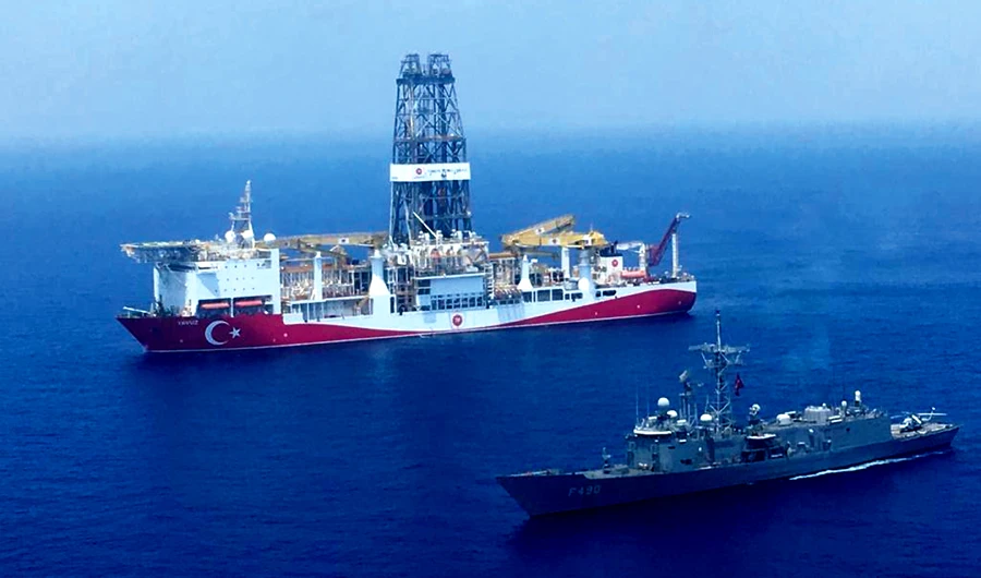 Turkey hit by EIB lending freeze