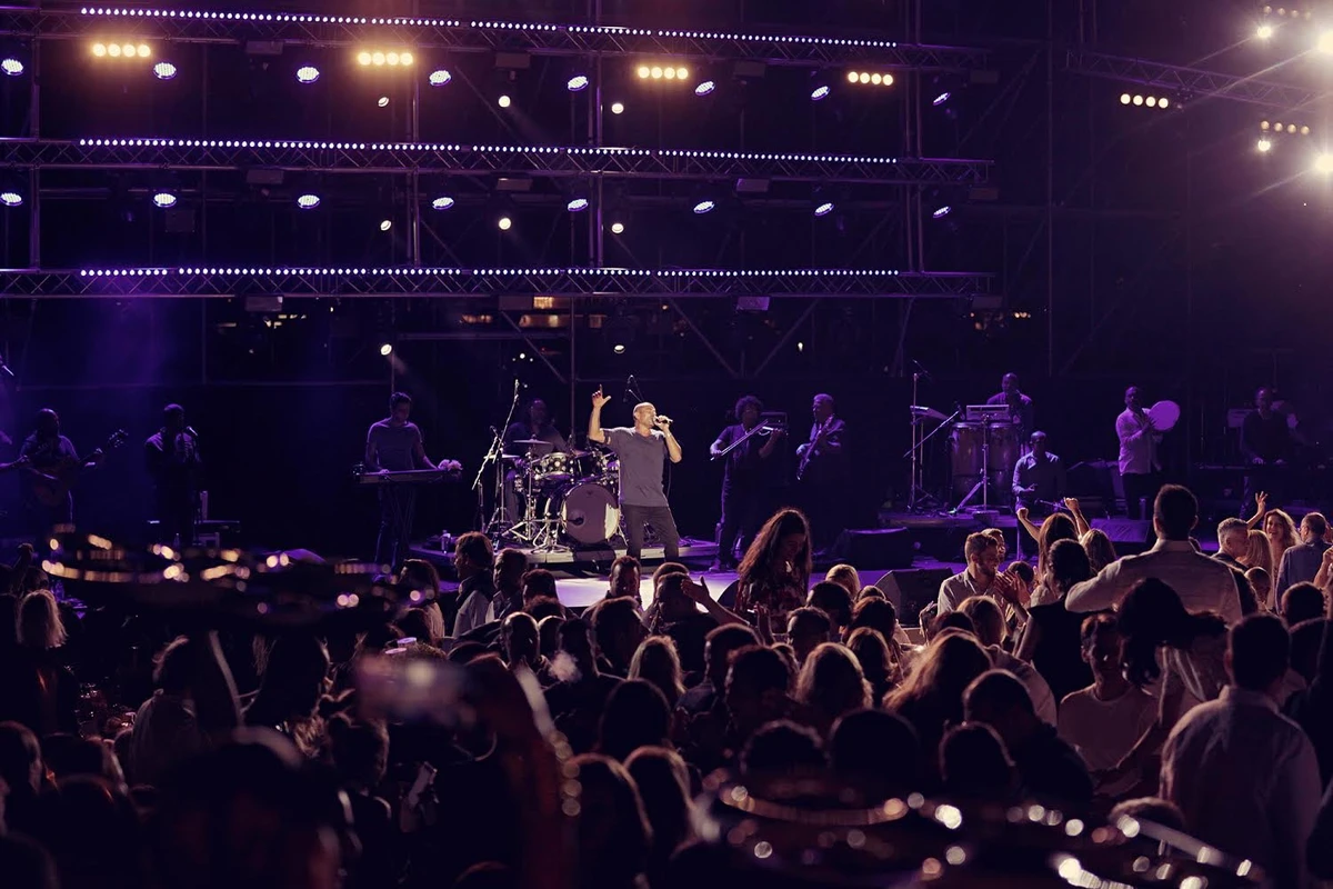 Egyptian pop legend Amr Diab thanks fans for ‘perfect night’ in Mykonos