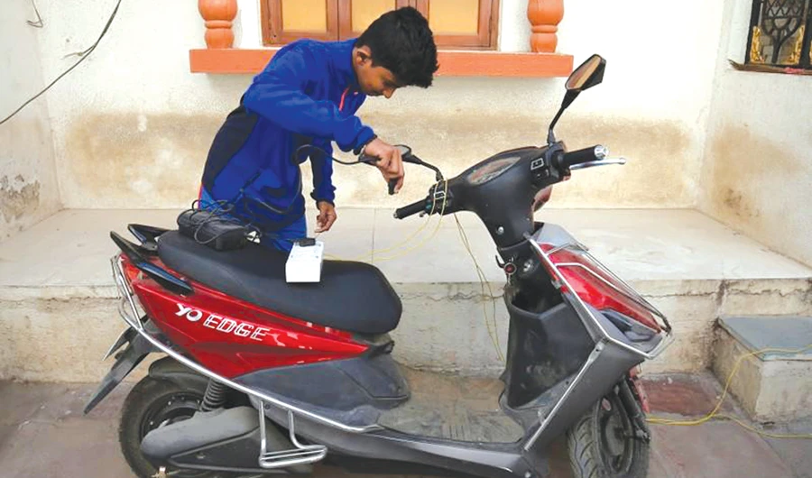 India is encouraging the use of electric vehicles through tax cuts. (Reuters)