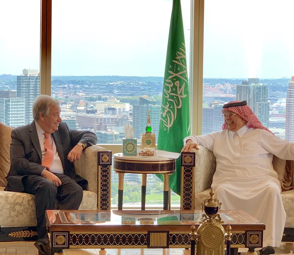 Abdallah Al-Mouallimi, Saudi Arabia’s permanent representative to the UN, meets with UN Secretary-General Antonio Guterres at the Saudi UN mission in New York.