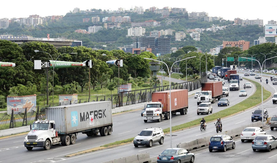 Trump freezes Venezuela gov’t assets in escalation