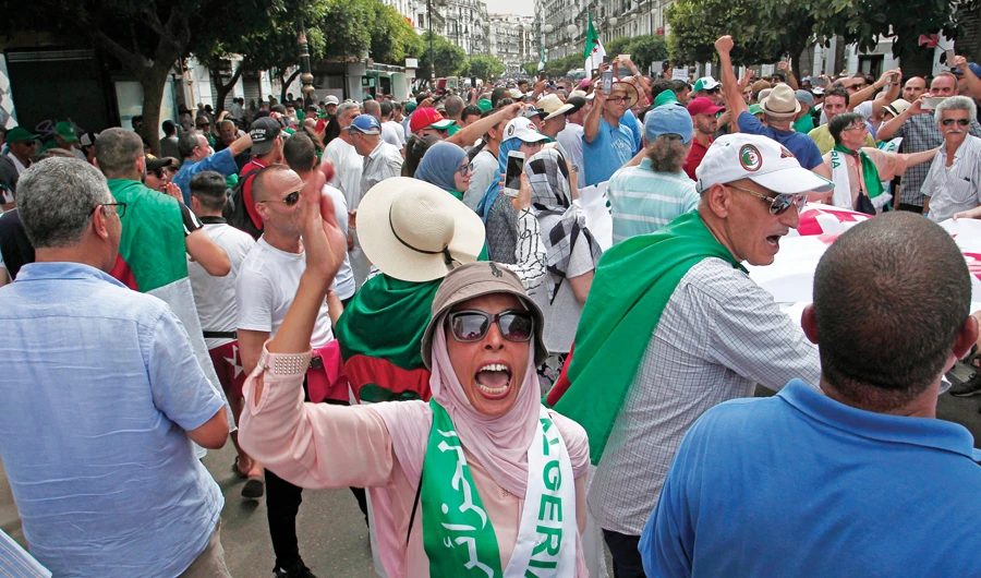 Algeria court orders arrest of former ministers