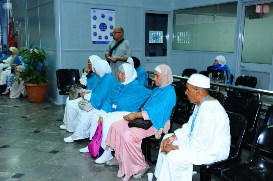 The last group of pilgrims using the initiative arrived in Makkah Wednesday morning from Tunisia. (SPA)