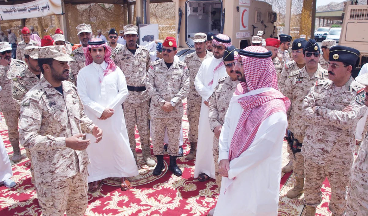 Saudi National Guard Minister Prince Abdullah bin Bandar bin Abdul Aziz inspects the forces involved in serving this year’s Hajj pilgrims. (SPA)