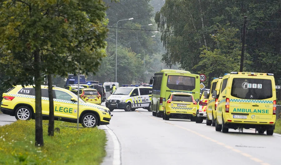 One hurt in Norway mosque shooting, suspect arrested