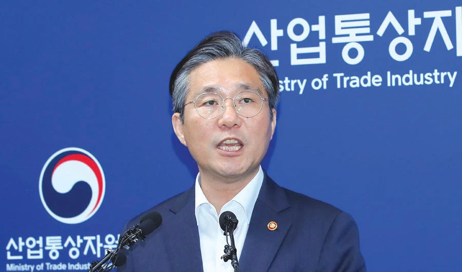 South Korea’s Trade, Industry and Energy Minister Sung Yun-mo. (AFP)
