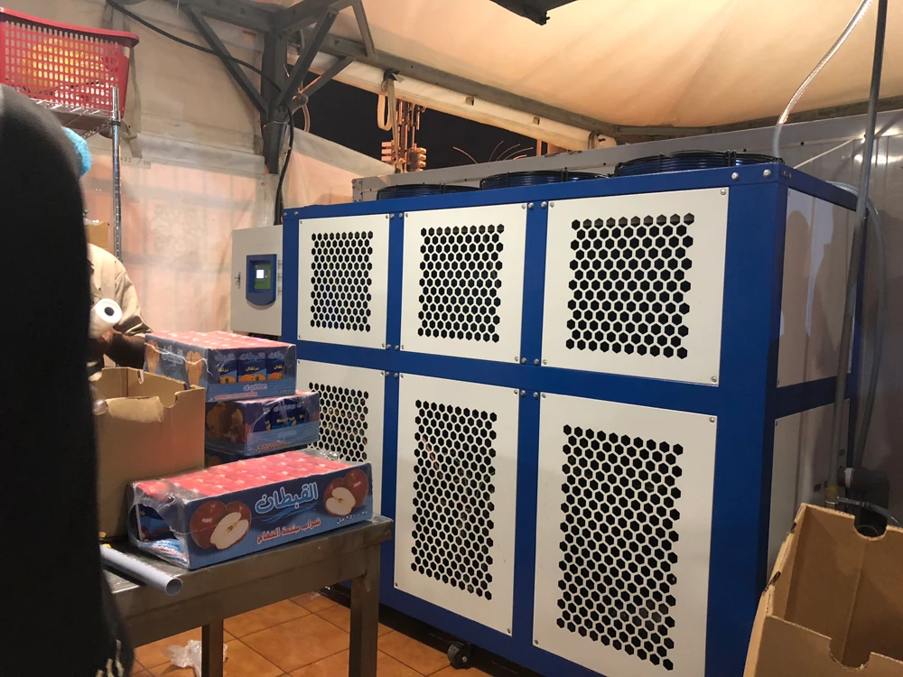 The unique water cooling system introduced by Mutawwify Hujjaj South Asia and Jsour Al Garbia Trading Est. (AN Photo/Mahad Mohamed)