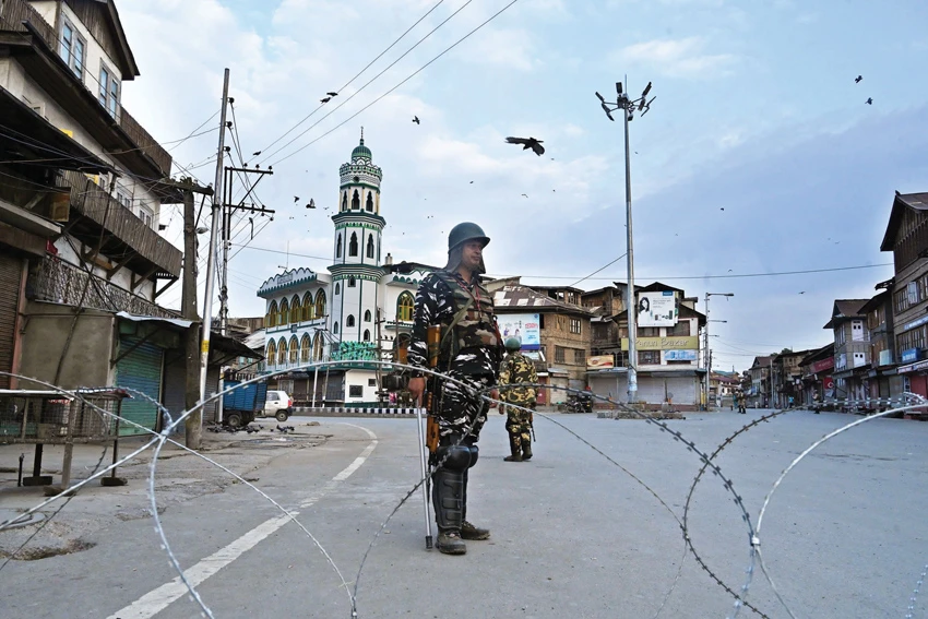 Kashmir —  a bleeding  wound