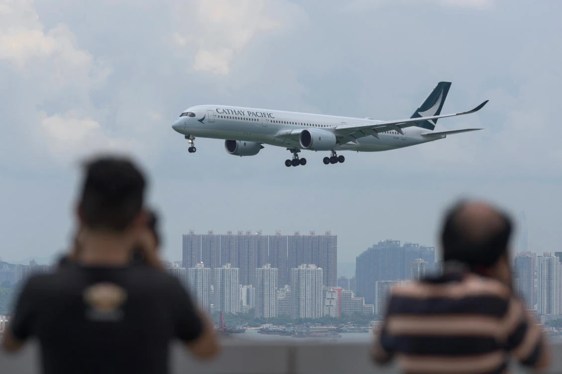 Two Cathay Pacific piloits have been fired for their involvement in the Hong Kong protests. (File/AFP)