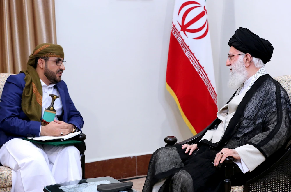 Iranian supreme leader, Supreme Leader Ayatollah Ali Khamenei with Mohammed Abdul-Salam of the Houthi militants in Tehran on Tuesday. (AP)