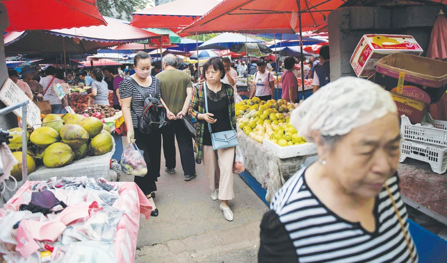 Nationwide survey-based unemployment edged up in China in June, though many market watchers believe the rate could be much higher. (AFP)