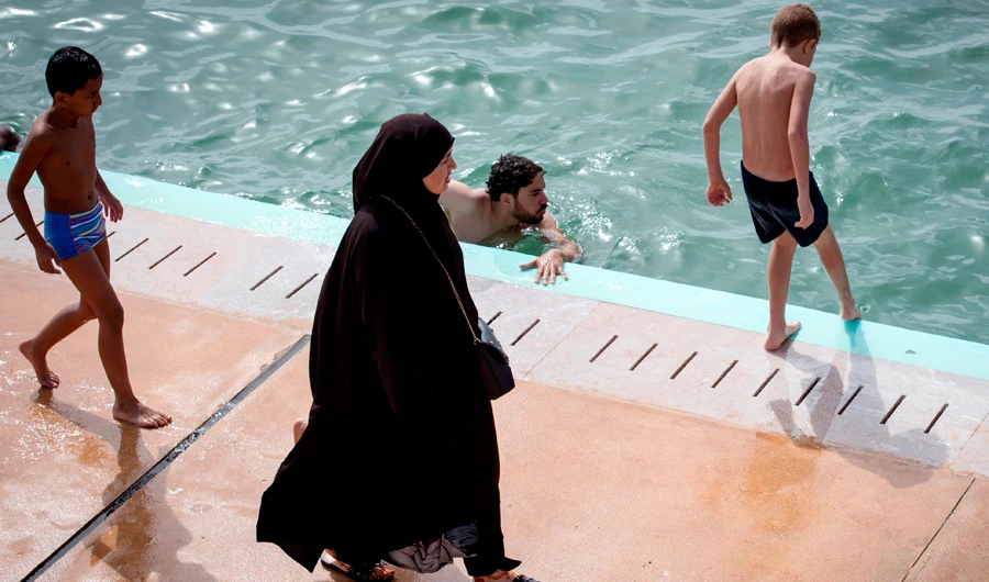Harassed Moroccan women shun beach for new Rabat pool