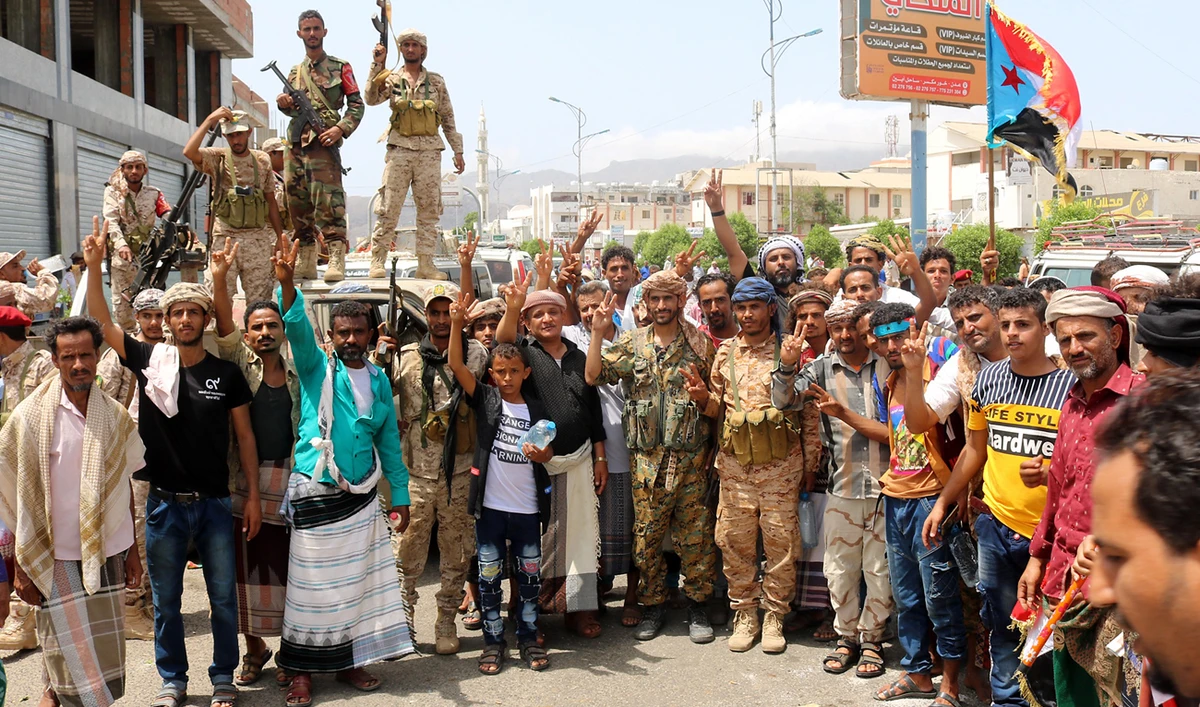 Thousands of Yemenis rallied in Aden in support of the separatists on Thursday. (AFP)