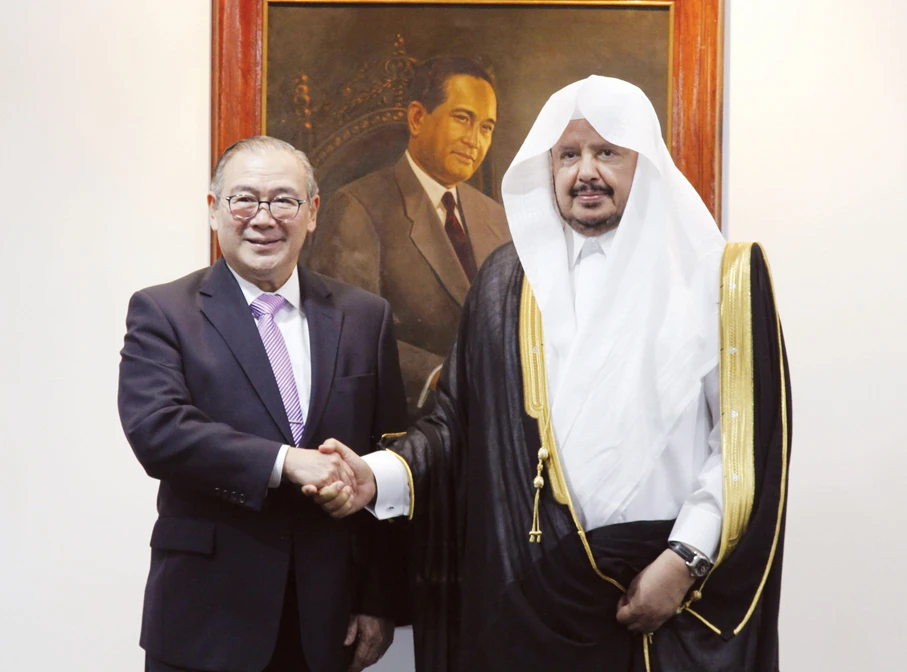 Philippines’ top diplomat highlights deep-rooted Saudi-Philippine ties in meeting with Shoura Council chief