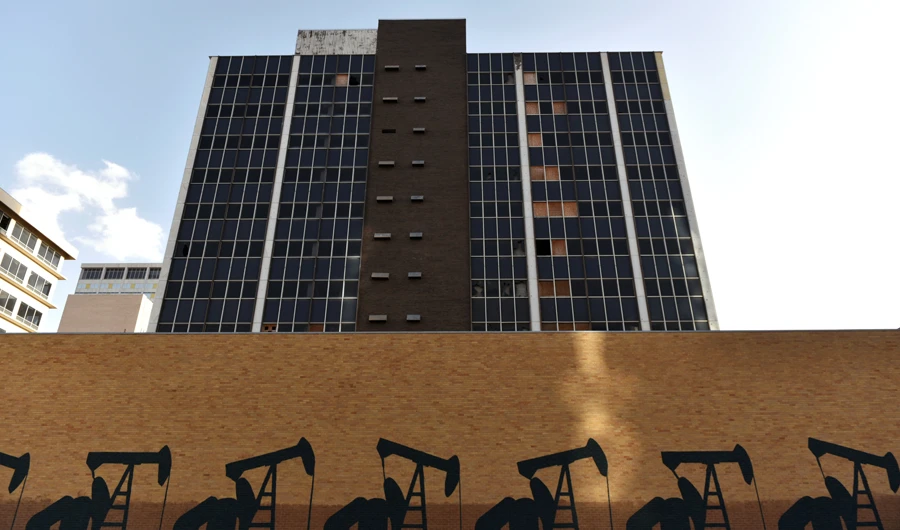 Texas shale gas towns grapple with growth as oil-bust fears fade