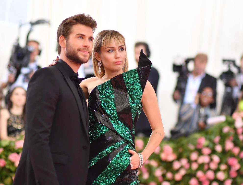 Hemsworth seeks to divorce Cyrus after 7 months of marriage