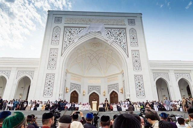 The marble-decorated mosque has been described by the Chechen authorities as the “largest and most beautiful” mosque in Europe. (SPA)