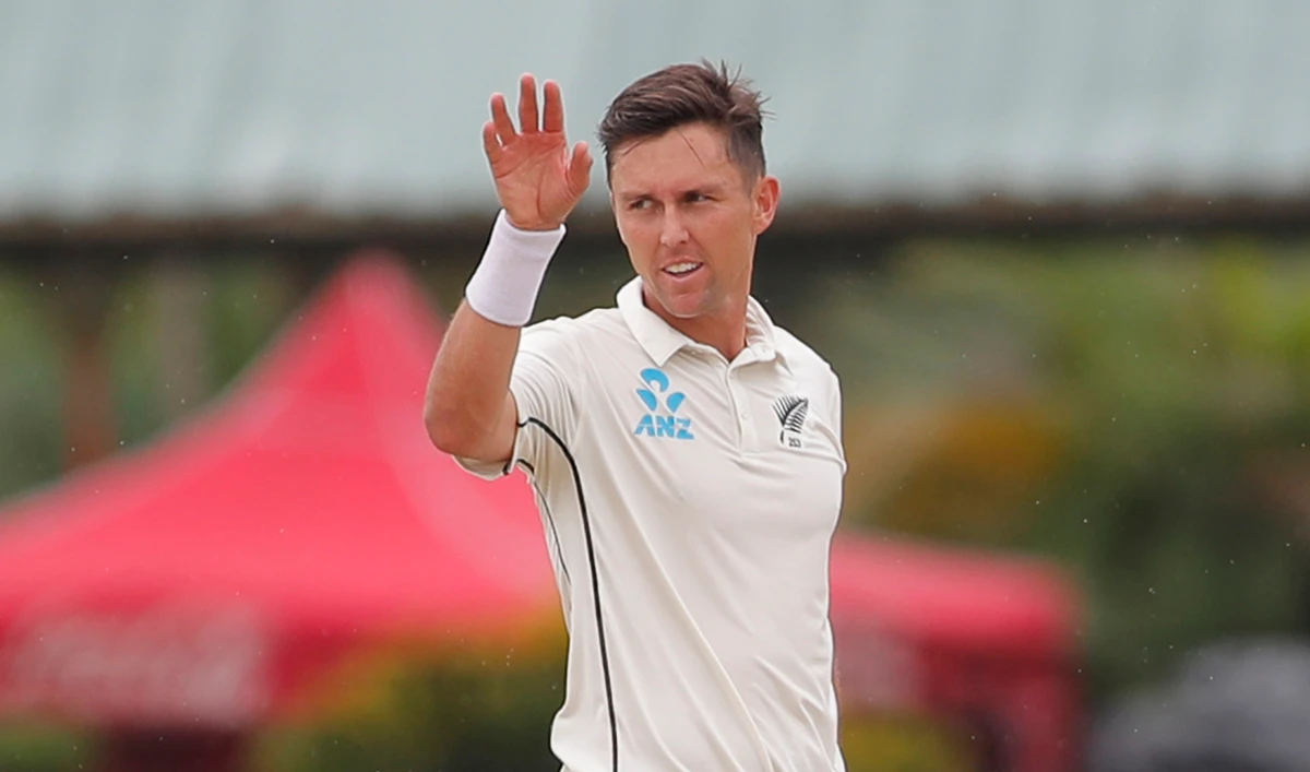 Boult took two early wickets in one over after Sri Lanka resumed the day on 85 for two. (AP)