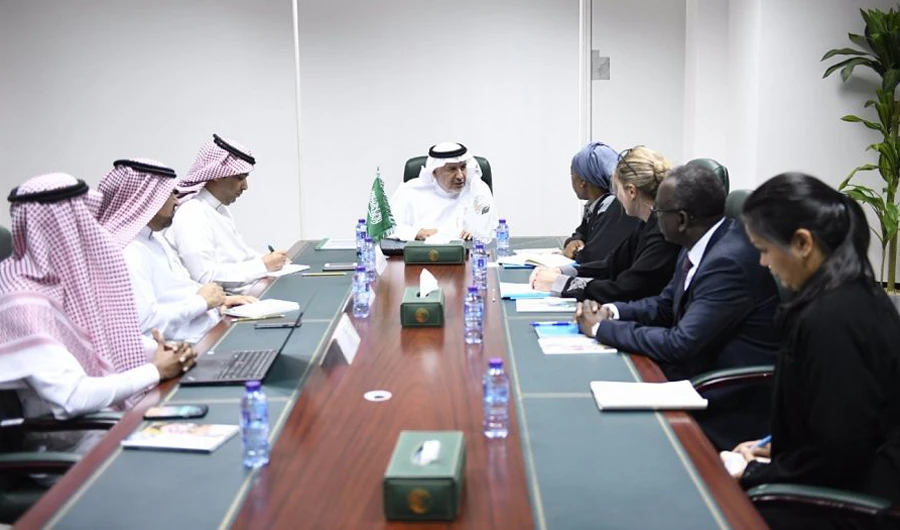 The UNICEF official thanked KSRelief for its “outstanding” humanitarian work and efforts to protect Yemeni children in various fields including health, nutrition and education. (SPA)