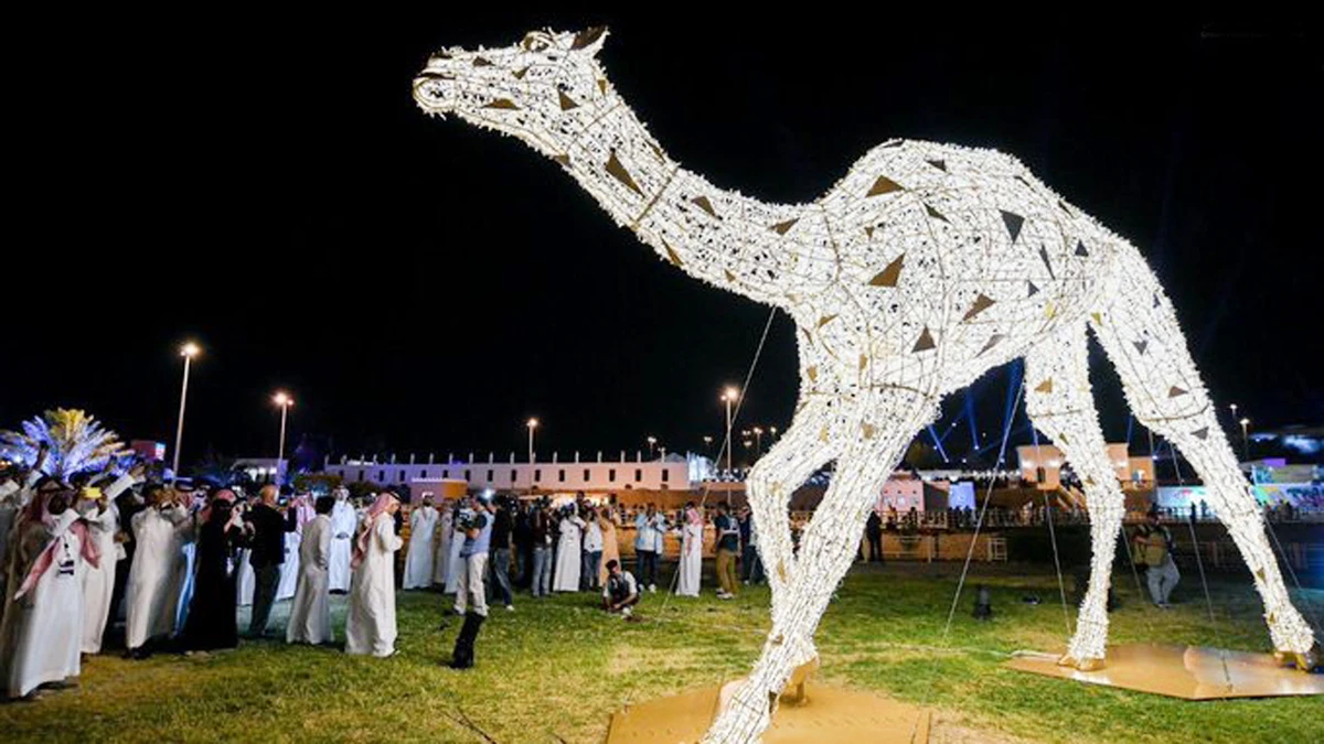 The giant camel replica after it was unveiled at King Faisal Park in Taif’s camel village. (Photo/Supplied)