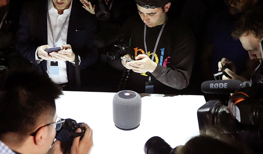 Apple apologizes for listening to Siri talk, sets new rules