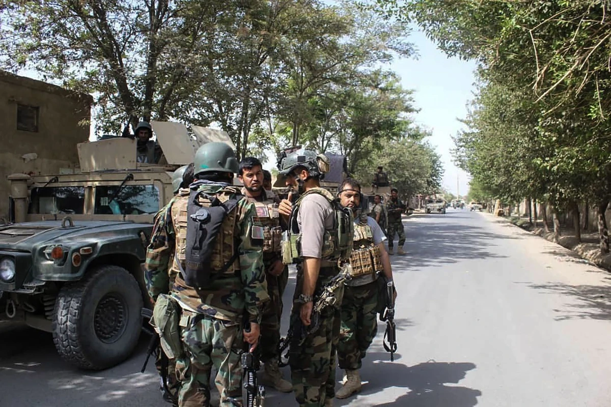 Taliban attack Kunduz, capture parts of the northeastern city