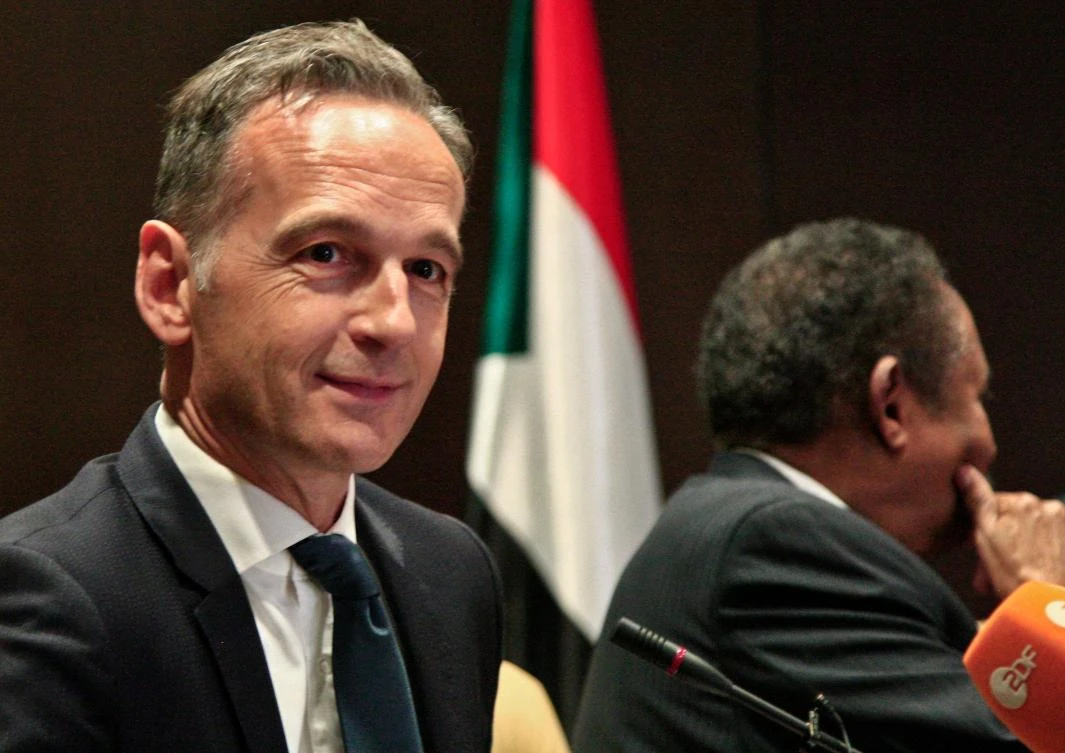 German Foreign Minister Heiko Maas (L) and Sudan's interim Prime Minister Abdallah Hamdok, give a joint press conference in Sudan's capital Khartoum on September 3, 2019. (AFP)