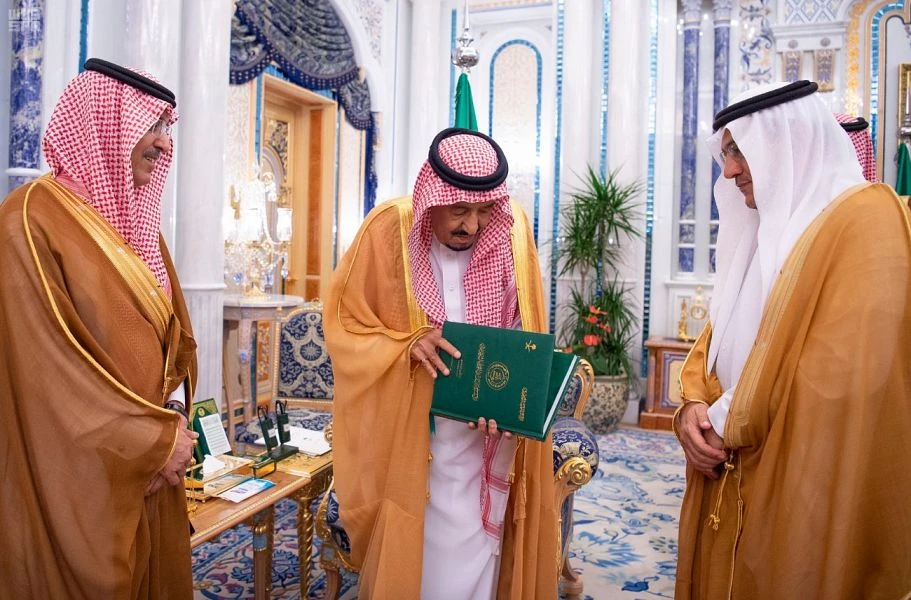 The report was presented to the king at Al-Salam Palace in Jeddah by Finance Minister Mohammed Al-Jadaan and SAMA Gov. Dr. Ahmed Alkholifey. (SPA)