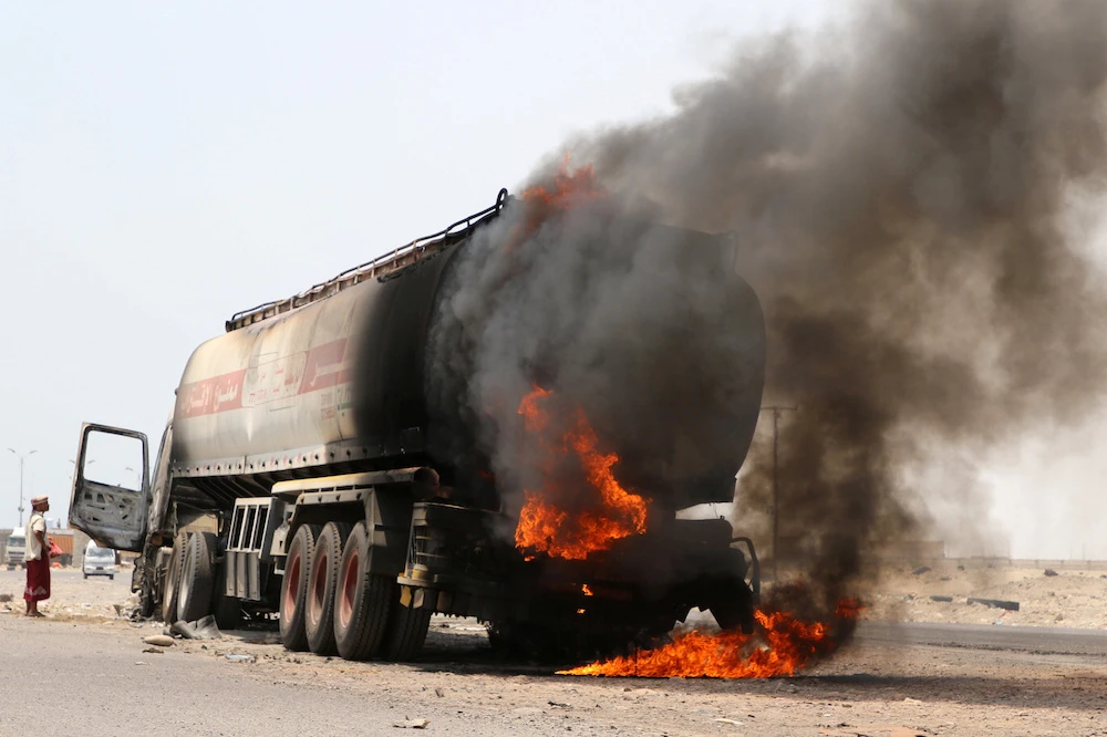 Saudi Arabia: Yemen separatists should hand over military bases to government in Aden