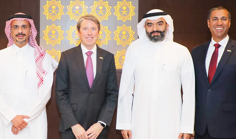 Saudi and US officials exchanged views on digital transformation. (SPA)